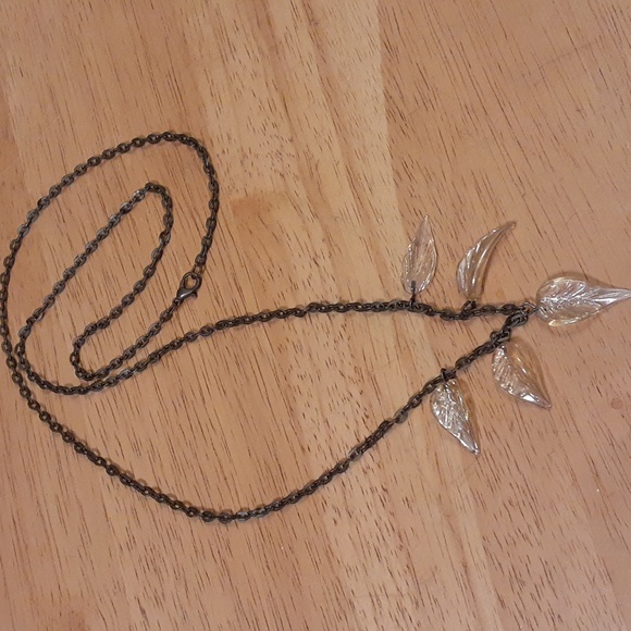 Vintage Leaf Necklace Q133 - Picture 5 of 9